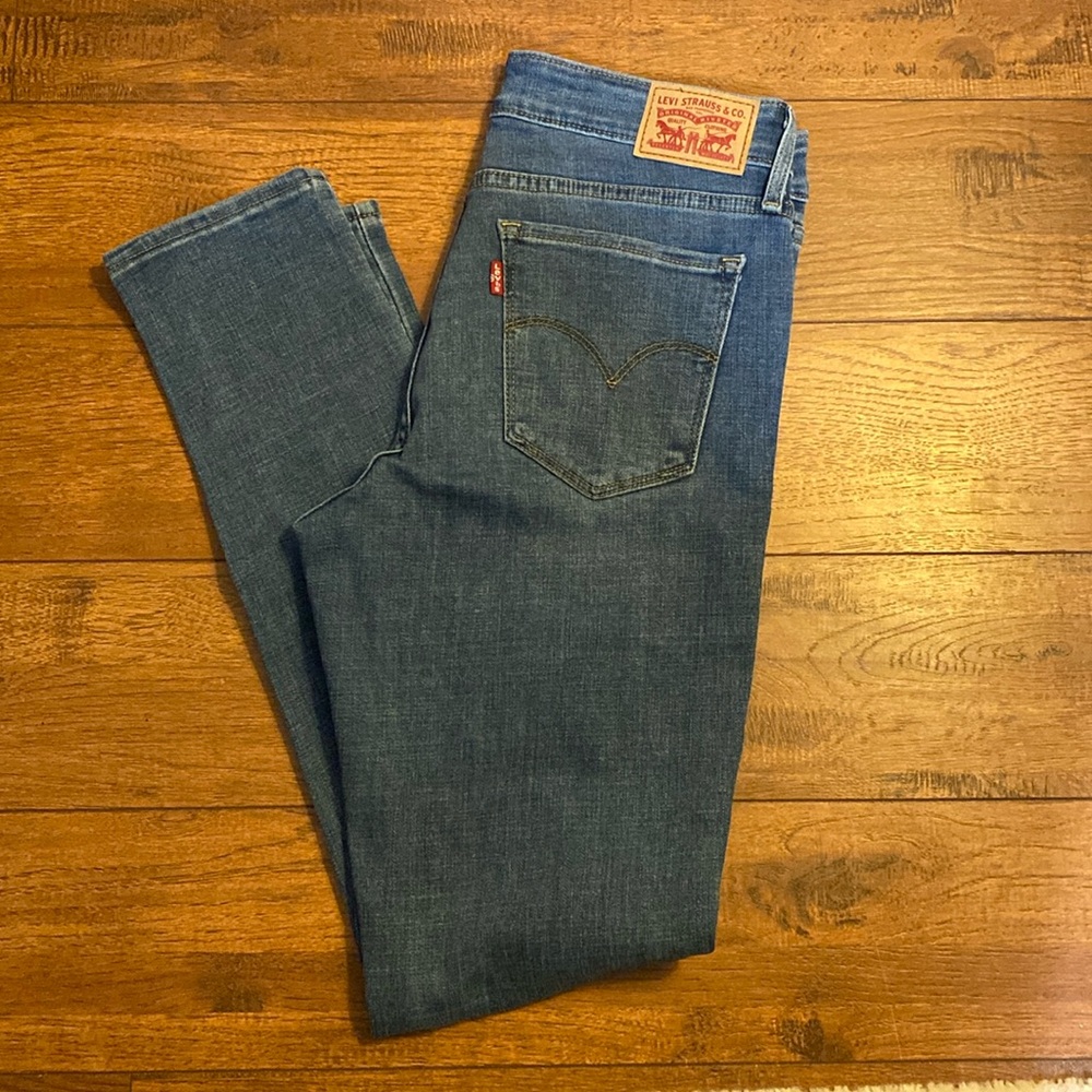 Womens Levis 711 Skinny